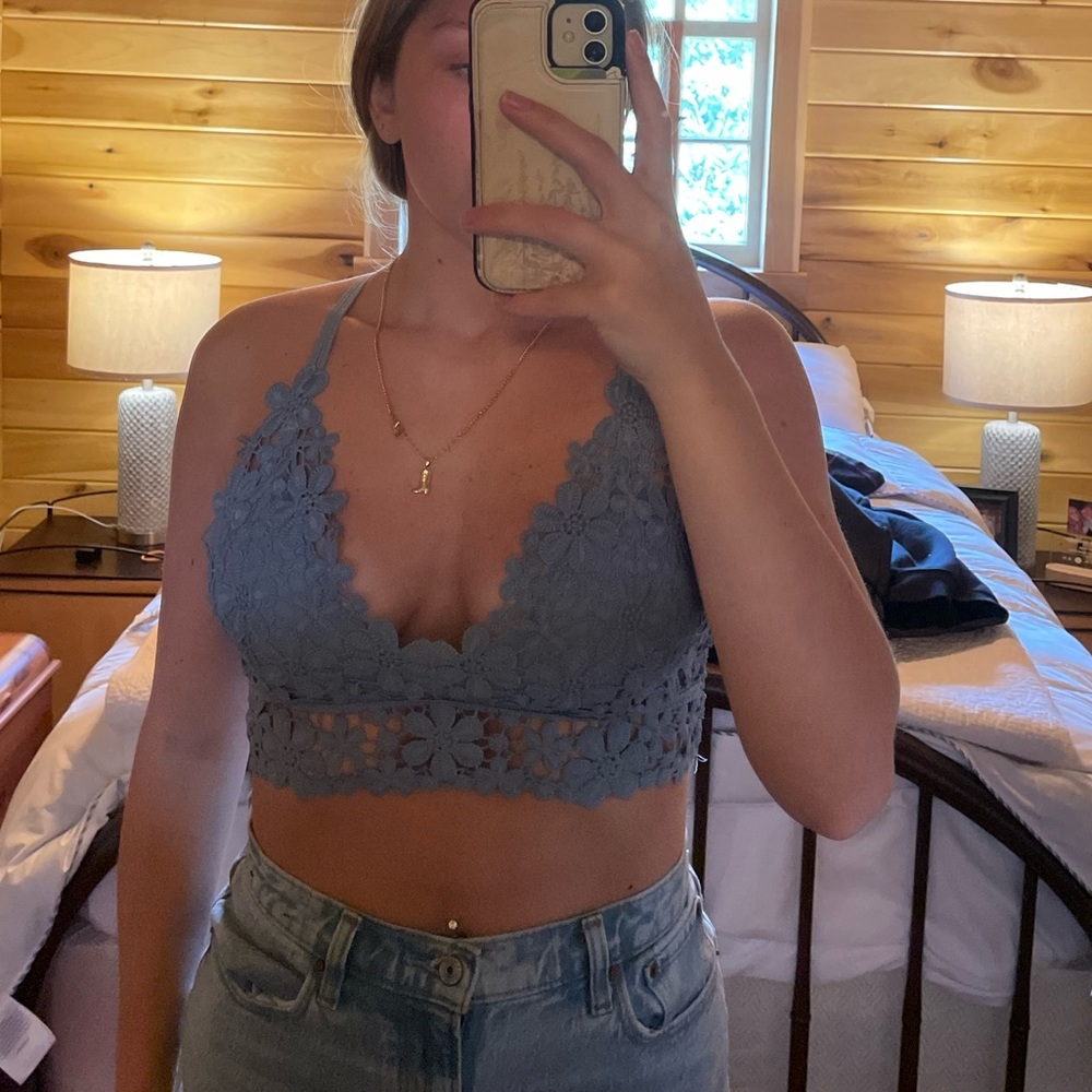 Blue knitted floral crop top